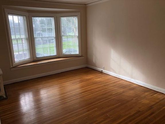 4th image of 2136 Fell St APT 101