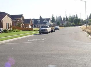 5377 E Townsend Ave, Fresno, CA 93727