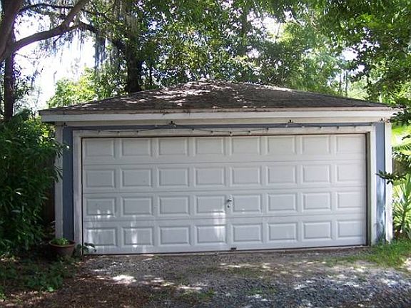 2 Car Garage