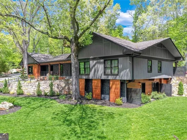 3501 Edgewood Cir, Gainesville, GA 30506