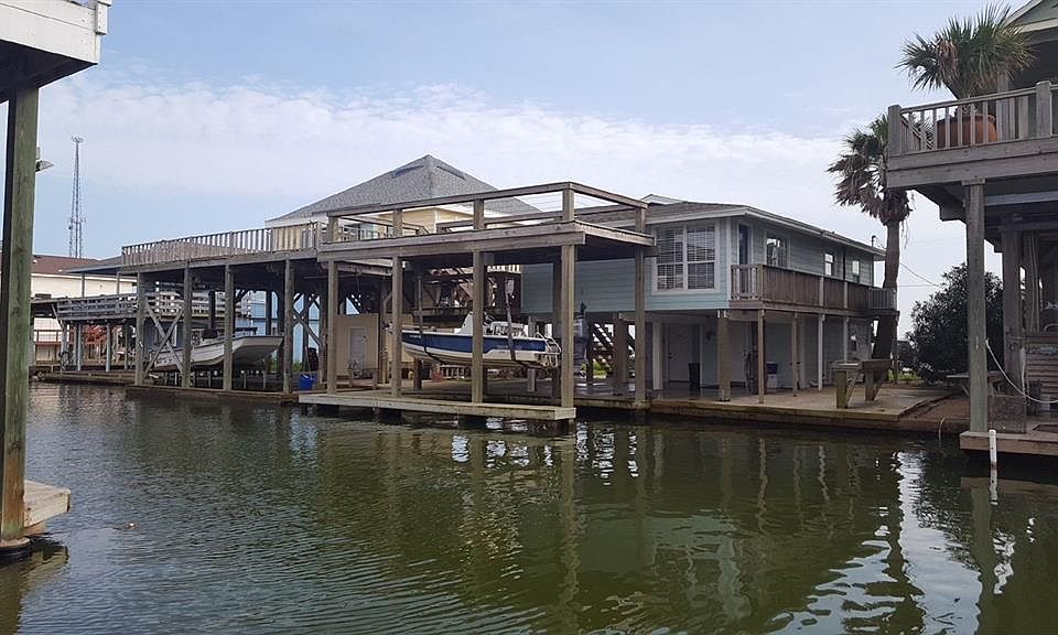 1st image of 242 China Clipper Dr