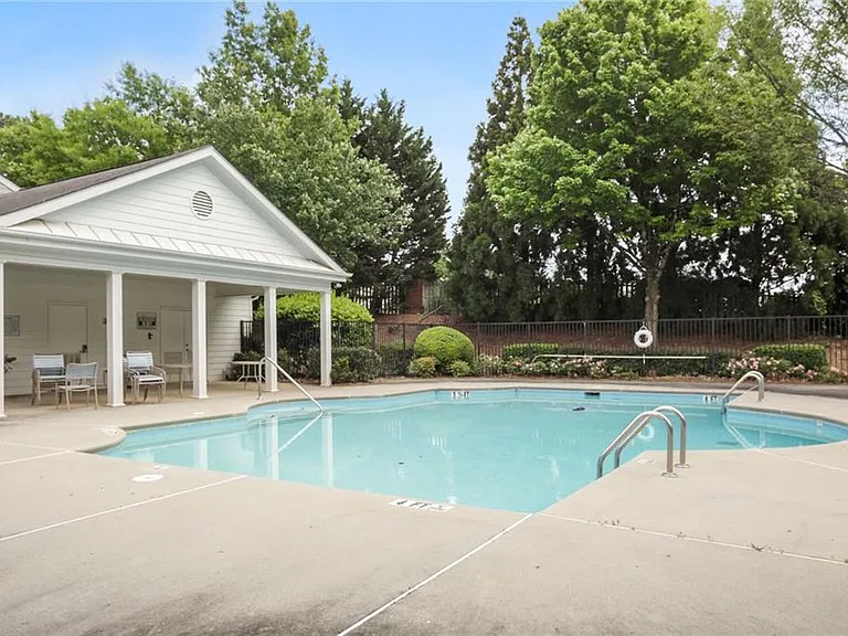 3611 Elkhorn Ct — Photo 25