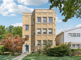 9217 Ewing Ave APT 201, Evanston, IL 60203