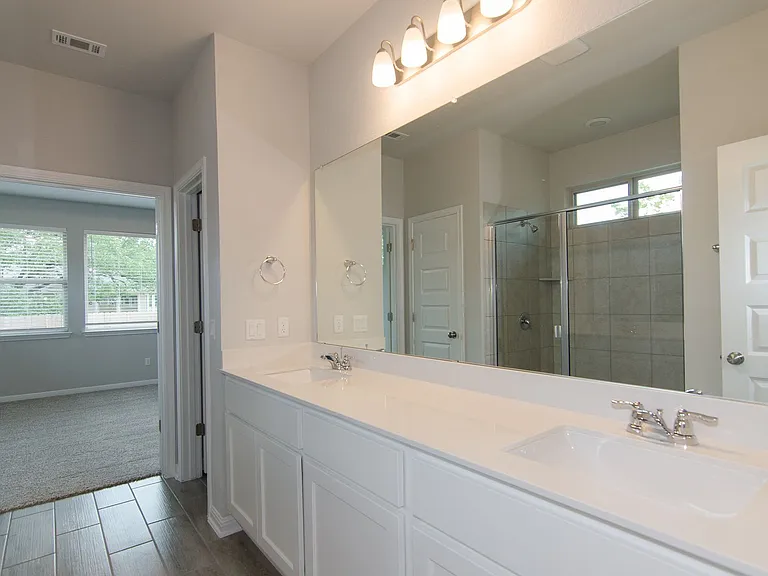 905 Olive Creek Dr — Photo 15