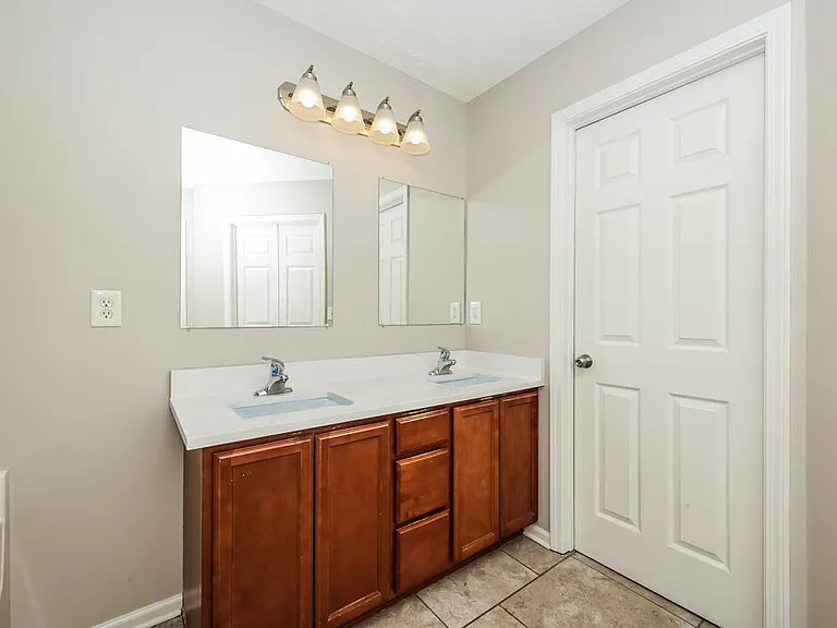 1116 Harmony Ln — Photo 13