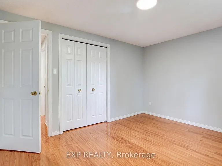 163 Daimler Dr — Photo 33