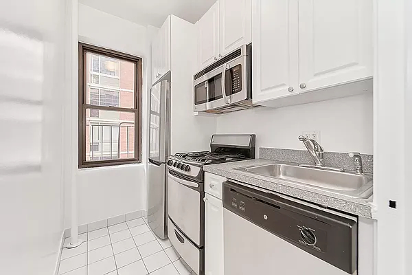 Rented by Living New York | media 14