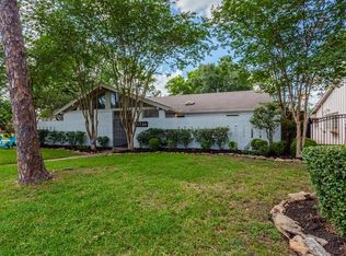 10726 Del Monte Dr, Houston, TX 77042