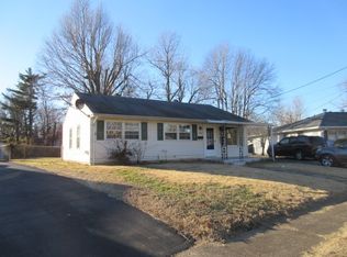 3235 Lorine Ln, Paducah, KY 42001