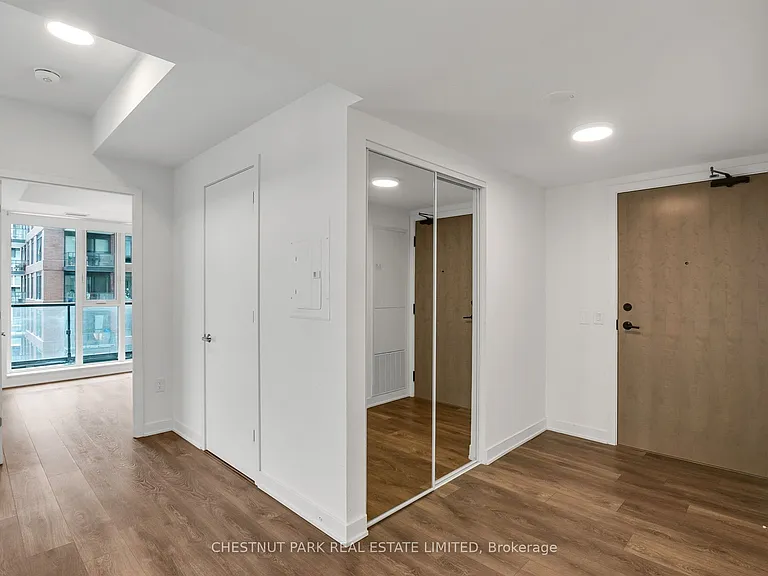130 River St #803 — Photo 4