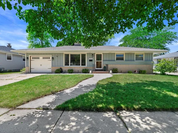 8402 25th COURT, Kenosha, WI 53143