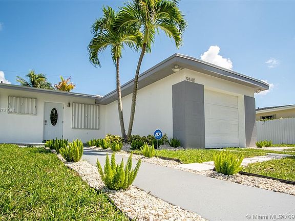 4th image of 9440 Haitian Dr