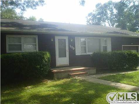 5th image of 109 Chestnut Dr