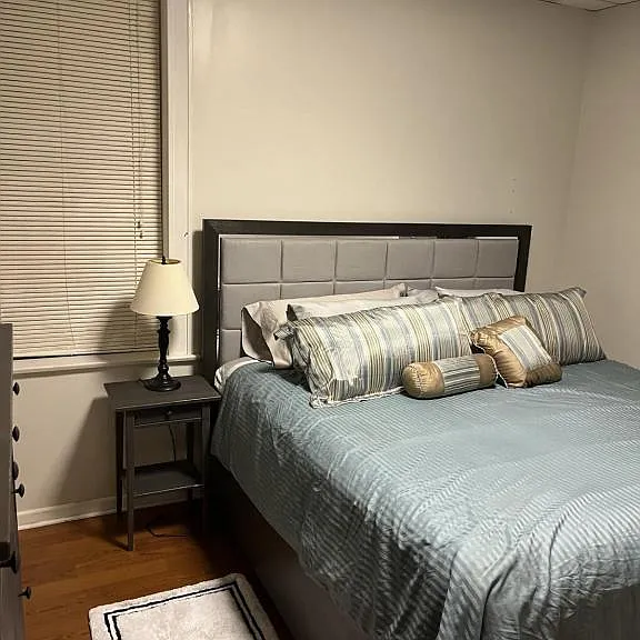 736 Dover Pl #1F — Photo 3