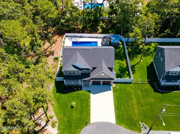 295 Coolidge Avenue, Bayville, NJ 08721