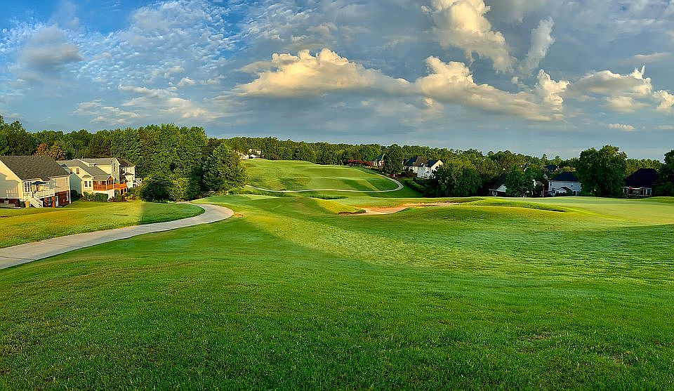 Golf course view in back