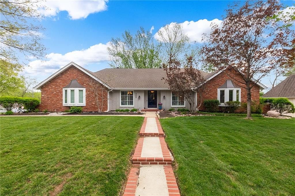8409 Ensley Pl, Leawood, KS 66206 | Zillow