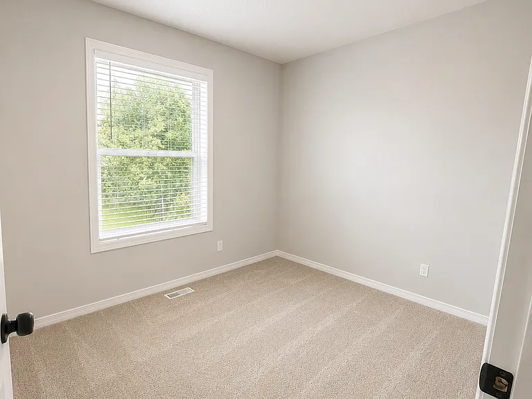 6408 N Altamont St — Photo 11
