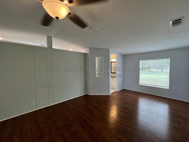 8006 Malone Rd — Photo 15