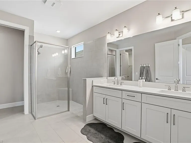 11964 Molto Dr — Photo 23