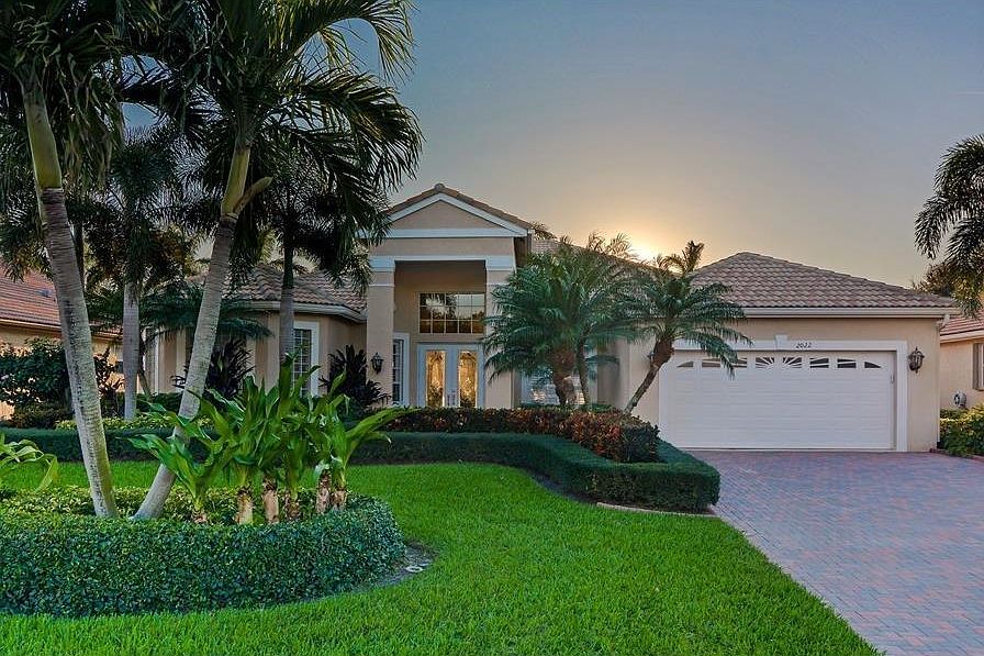 1st image of 2022 SE Oxton Dr