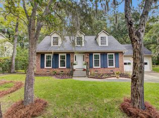 323 Shaftesbury Ln, Summerville, SC 29485
