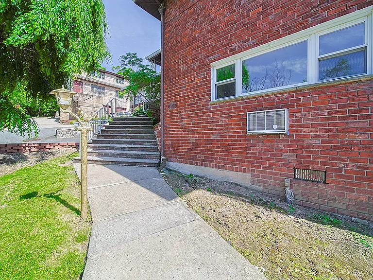 20 Shetland Ln #1 — Photo 7
