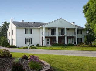 39 University Dr, Fond Du Lac, WI 54935