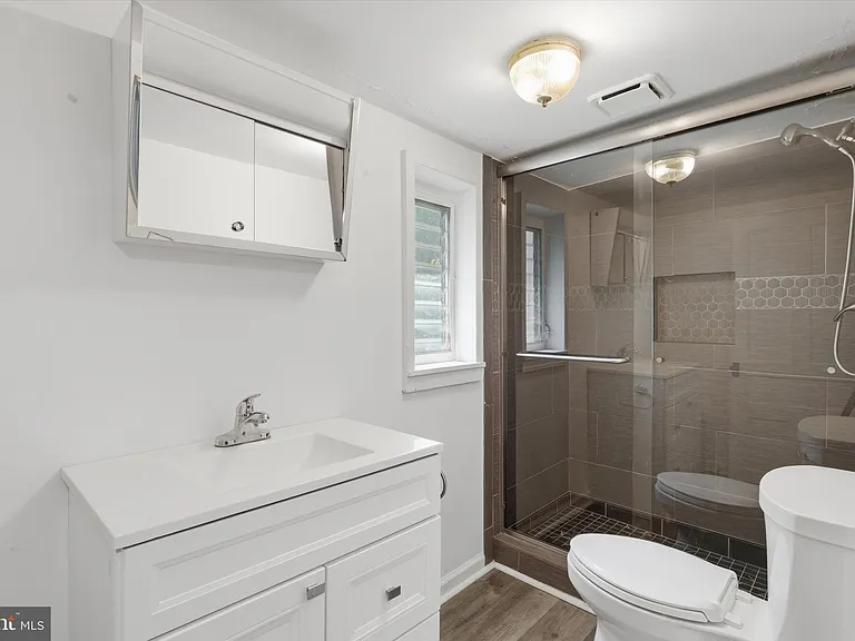 8606 Yellow Springs Rd — Photo 22