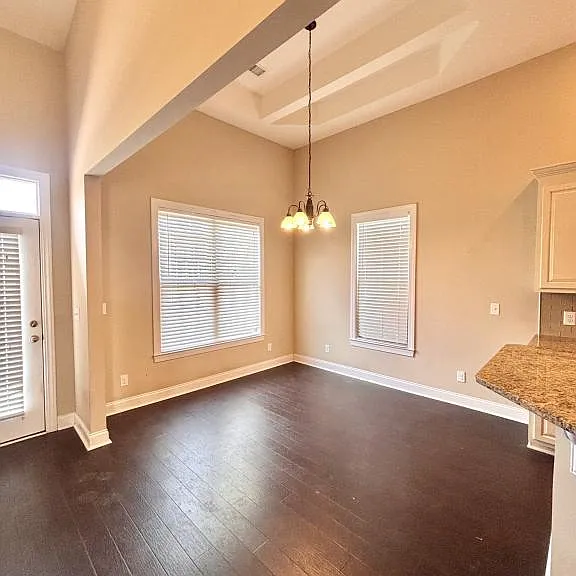 6008 Fish Hawk Ct — Photo 8