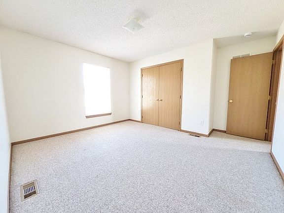 5th image of 505-07 NW Mill Ct