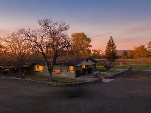 10209 Highway A12, Montague, CA 96064