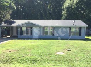 117 Whispering Pine Ln NE, White, GA 30184