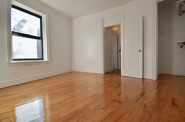 Rented by REAL New York | media 7