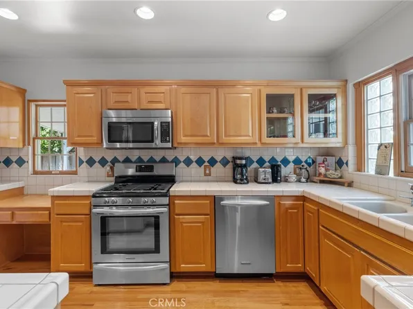 4814 Lemona Ave, Sherman Oaks, CA 91403