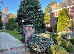 35 Floral Boulevard #1A, Floral Park, NY