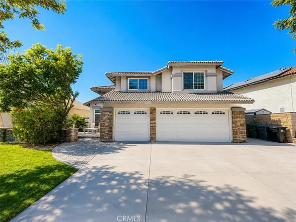 6576 Darcena St, Chino, CA 91710