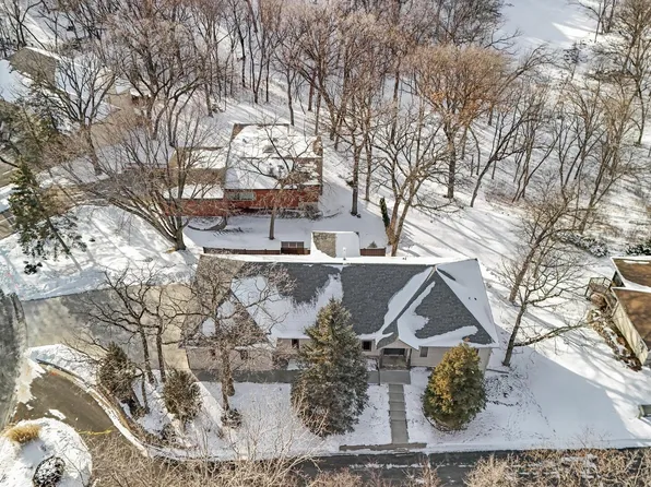3817 Kingswood Trl, Eagan, MN 55122