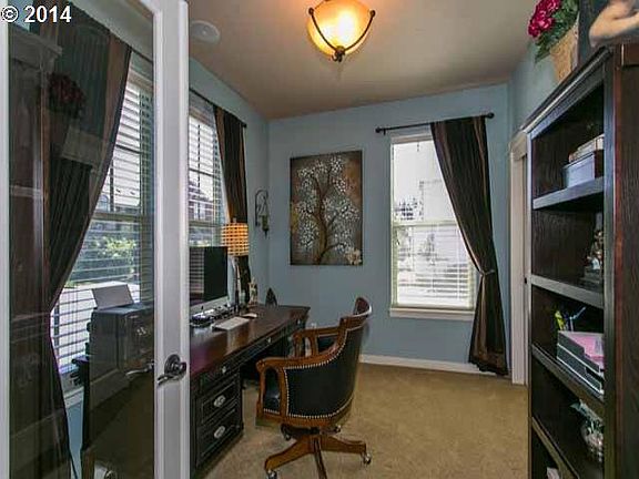 2nd image of 227 NE 61st Pl