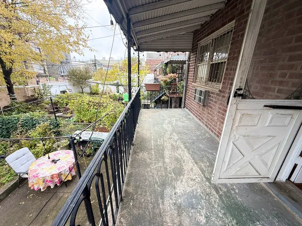 31-27 37th Street image 9 of 11