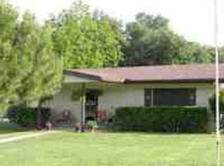 101 Lark Rd, Highland Haven, TX 78654