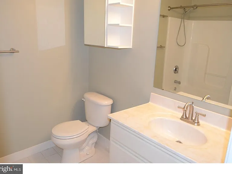131 Prospect St — Photo 6