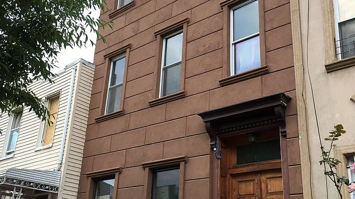 Rented by Nooklyn NYC LLC | media 38