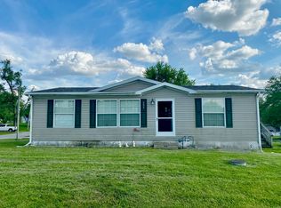 305 W Saint Joseph Ave, Stewartsville, MO 64490