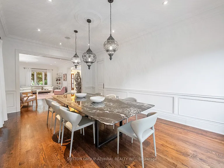35 Wentworth Ave — Photo 18