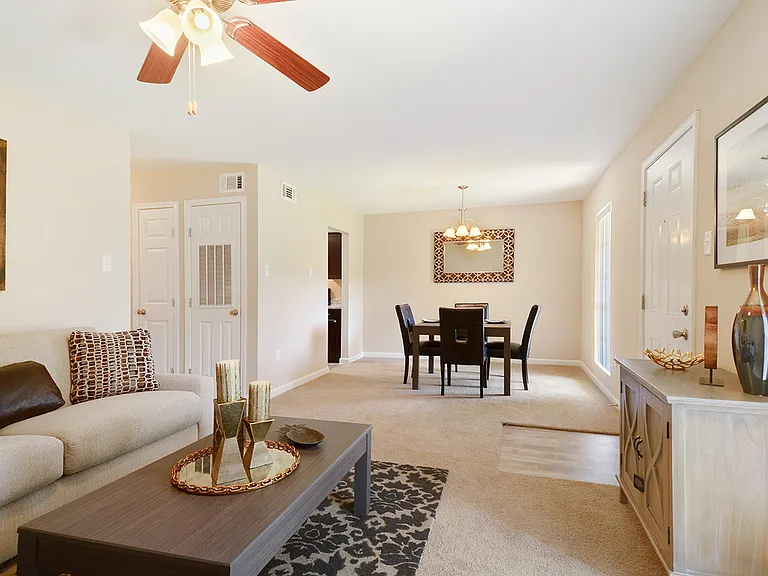 2 bed 2 bath downstairs
