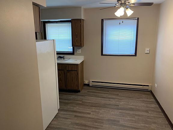 2nd image of 21 W Ash St APT 1N