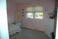 4th image of 48 Clover Field Dr