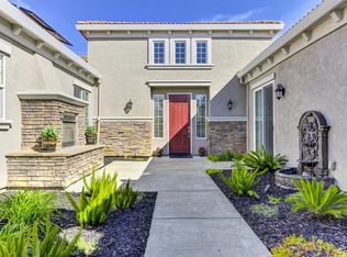 8542 Bridgestone Crescent Rd, Roseville, CA 95747