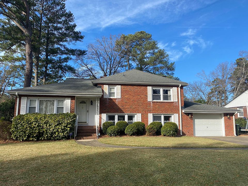 1st image of 311 W McGinnis Cir
